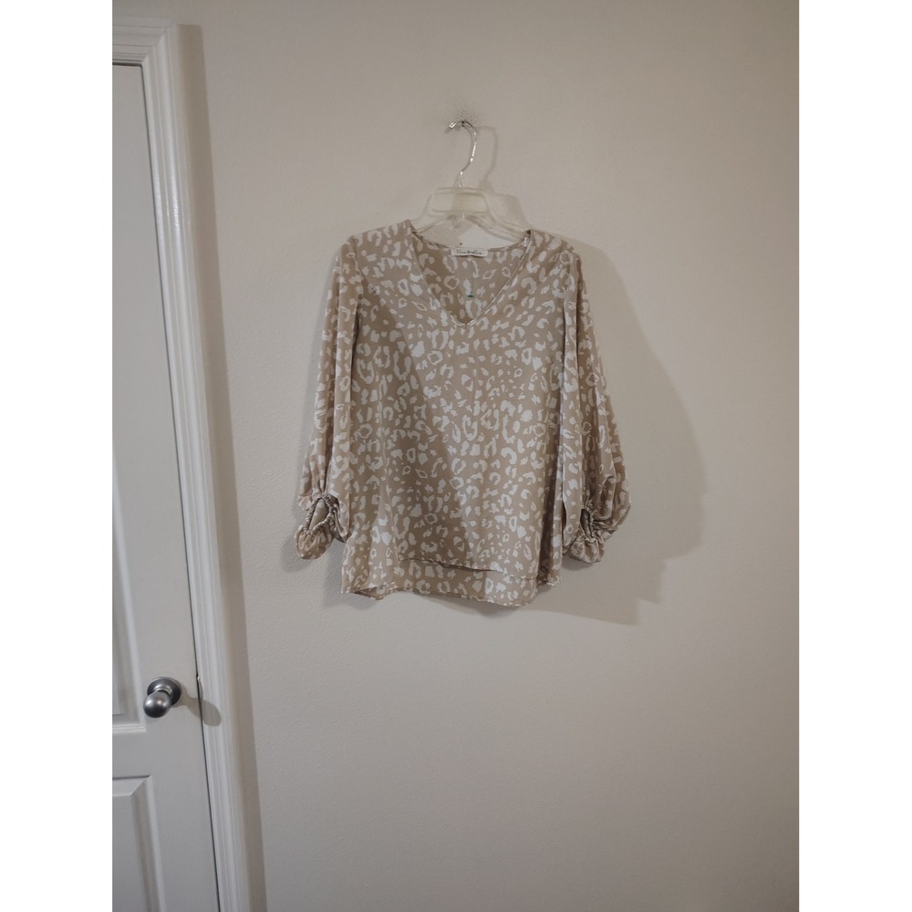 Vine & Love Tan White‎ Leopard Print V-Neck Balloon Sleeve Blouse Large